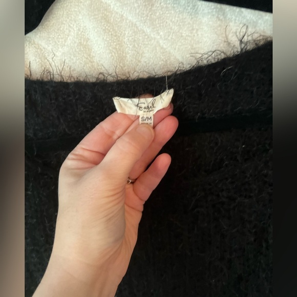 LIKE NEW Easel Fuzzy Tunic Sweater - Picture 5 of 8